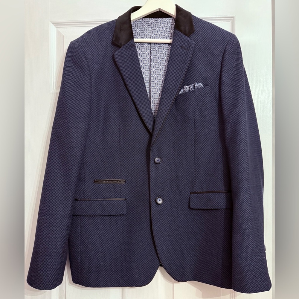 Eleganza uomo Navy Blazer with Black Trim